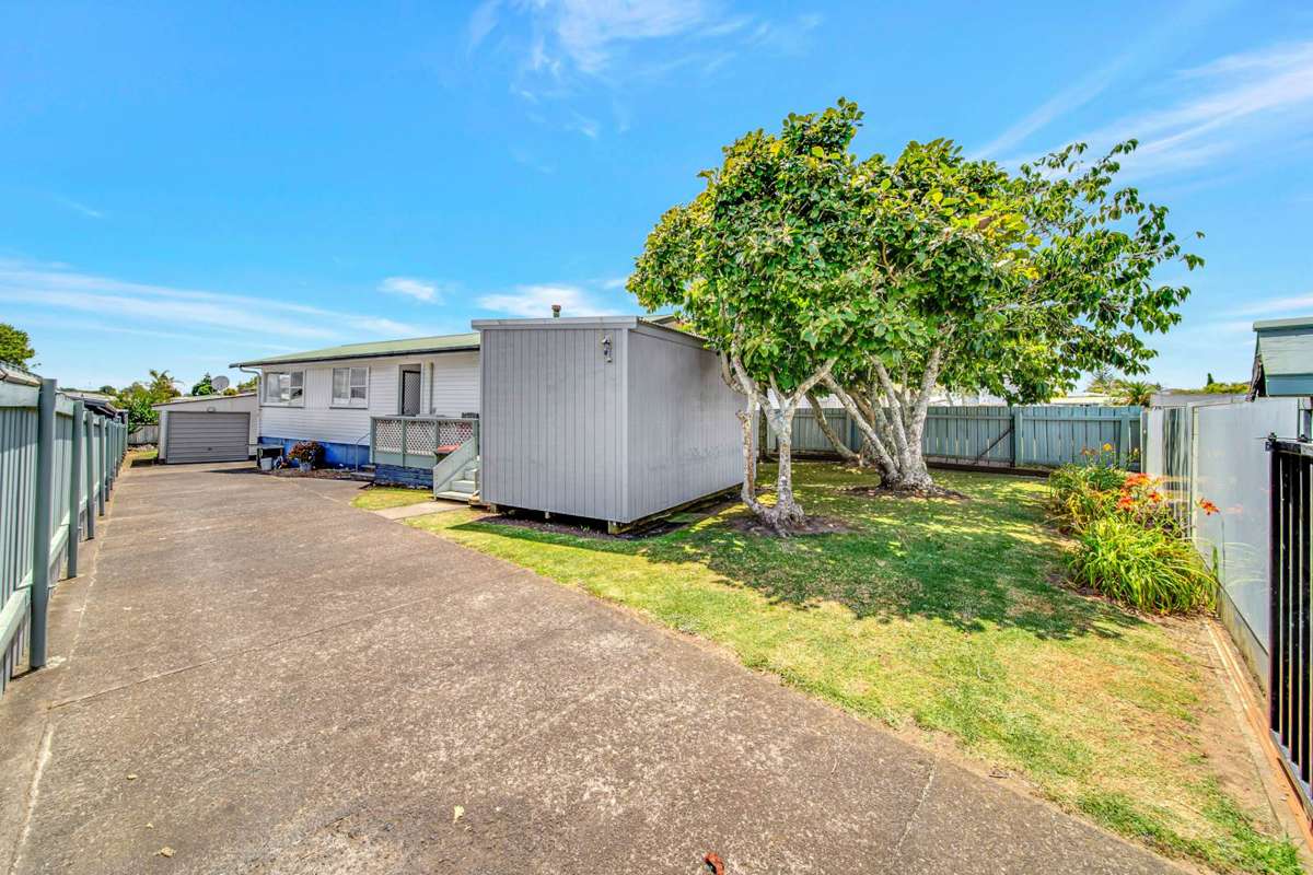23 Kemble Close_1