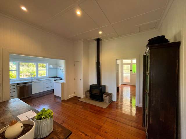 426 Huia Road Laingholm_4