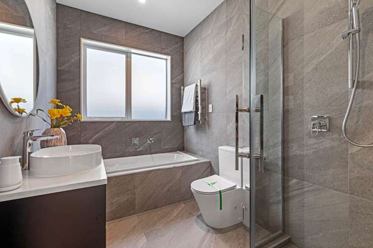 37 Tipu Crescent Wainui_15