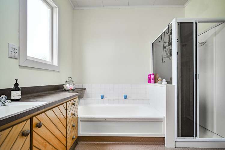 505 Henry Street Raureka_16