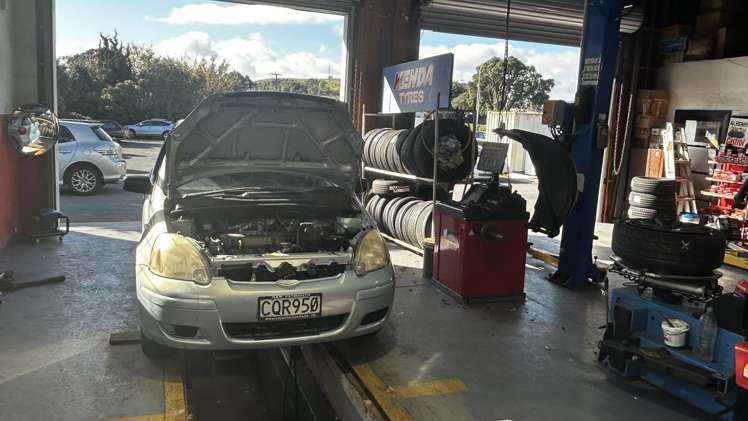136 South Road Spotswood_12