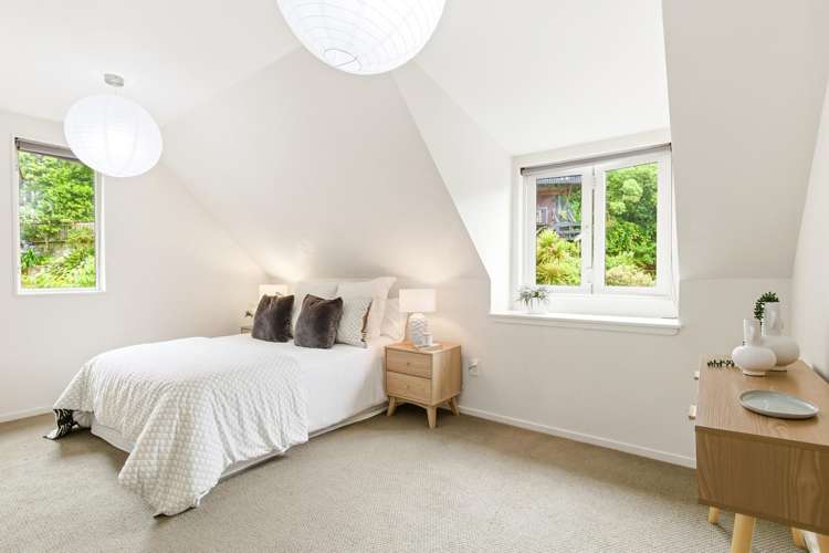 2/39 Onslow Road Khandallah_10