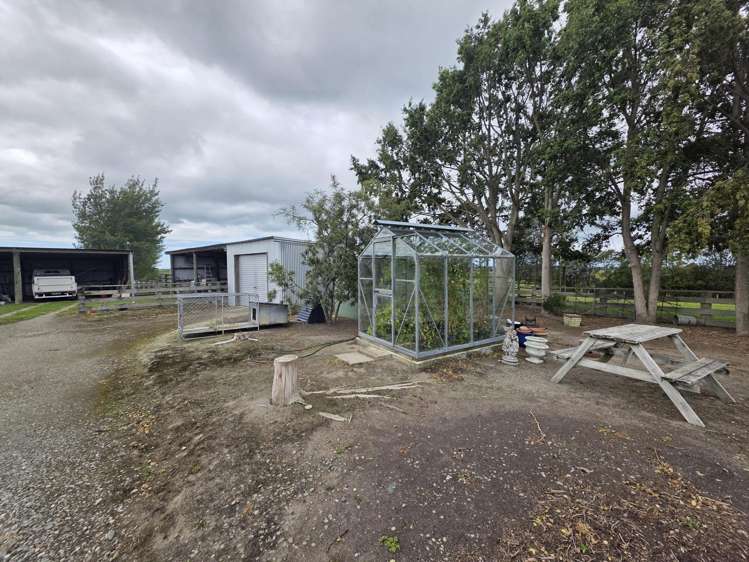 374 Airedale Road Weston_31