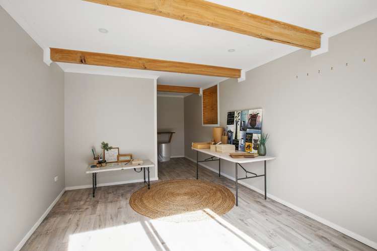 36b Beaumont Crescent Frankleigh Park_13