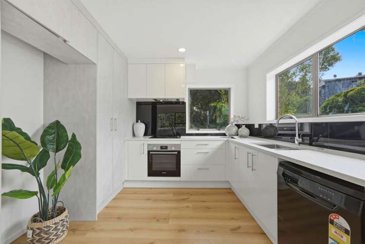 3/17 Wootton Road Remuera_7