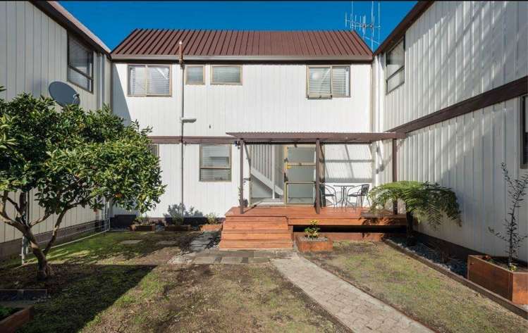 3/506 Devonport Road_0