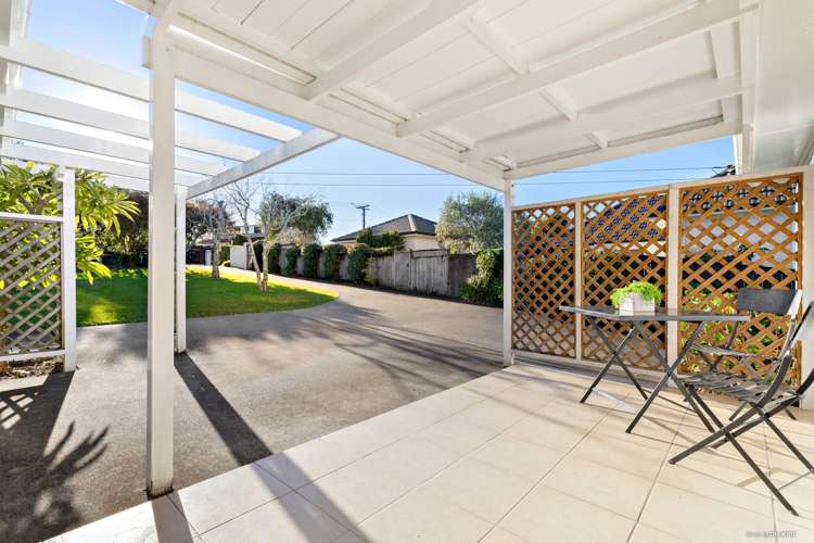 51 Parkhill Road Mellons Bay_20