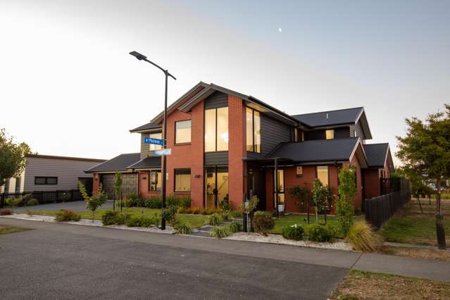 71 Probert Crescent Chartwell_3