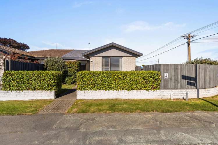 1/2 Ruakaka Street Hornby_2