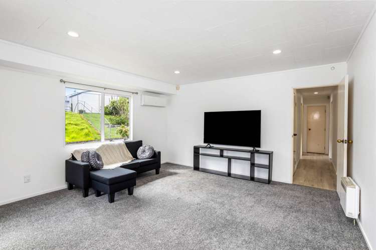23 Meadowvale Rise Titirangi_12