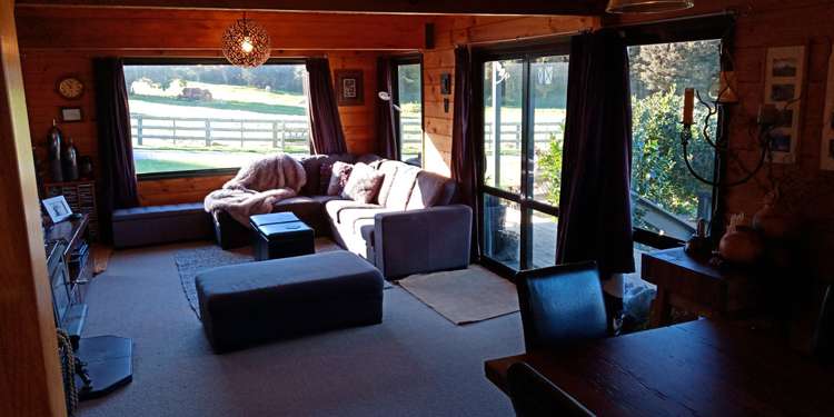 36 Boar Bush Gully Road Featherston_5