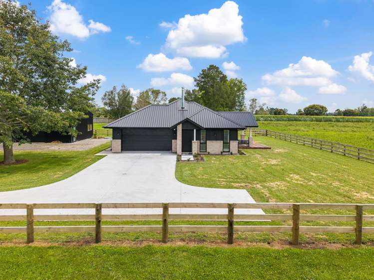 16 Coates Lane Te Poi_1