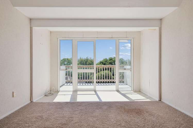 10/674L Ranginui Road Welcome Bay_12