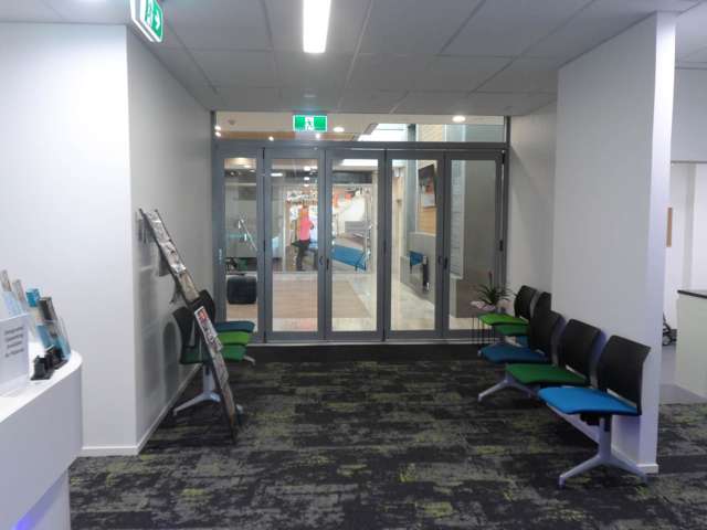 585 Beach Road Rothesay Bay_1