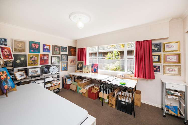 7 Woodfield Avenue Roslyn_19