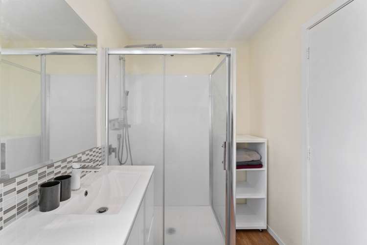 48 Chelburn Crescent Mangere East_11