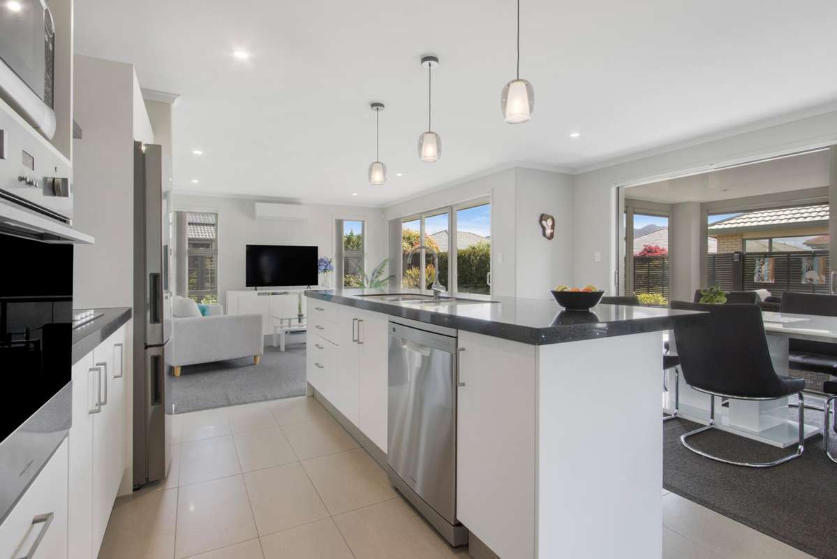 8 Gleneagles Drive_1