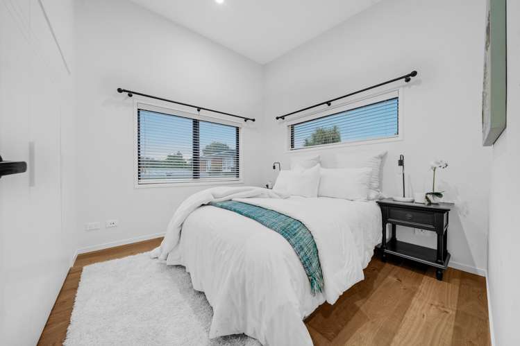 5 Frank Place Hill Park_29