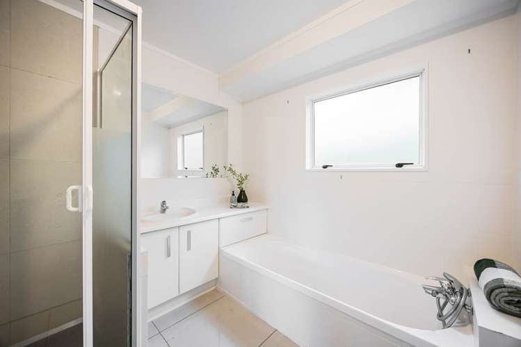 1/57b Woodlands Crescent Browns Bay_10