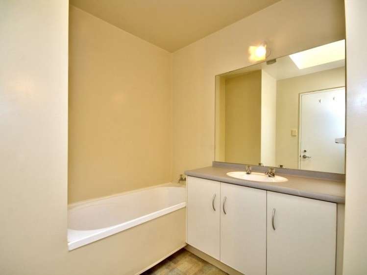 6/1062 Frankton Road Frankton_12