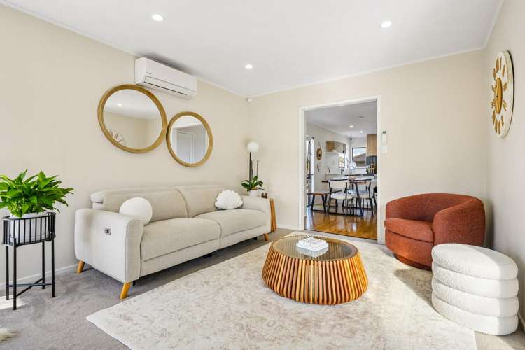 43 Athena Drive Totara Vale_8