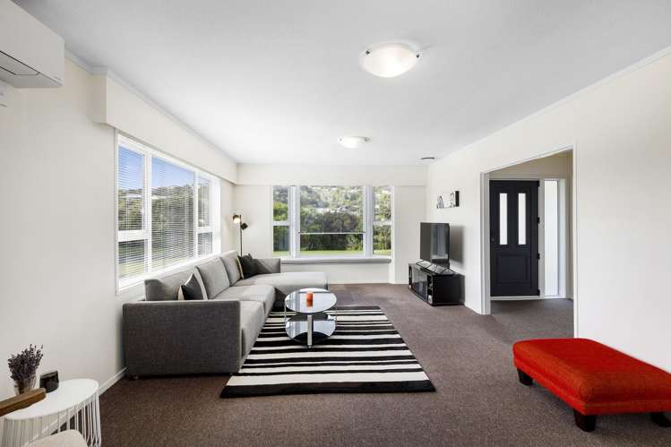 7 Cassley Crescent Papakōwhai_2