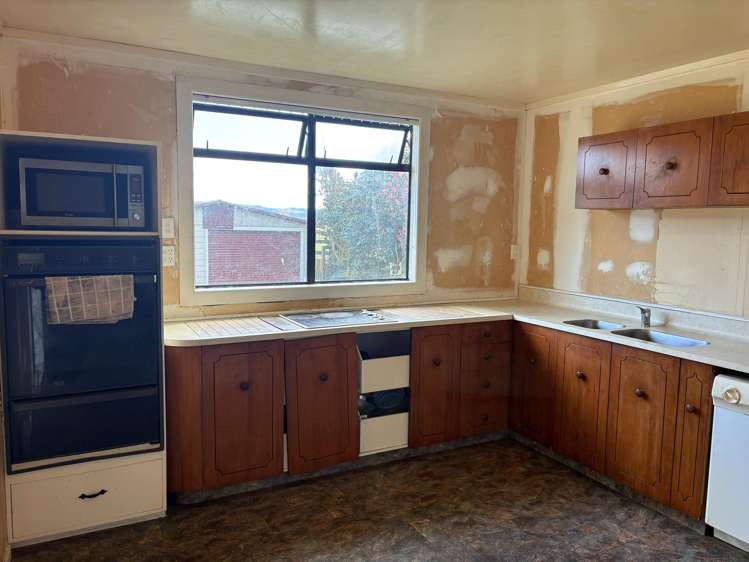 4952 Galatea Road Galatea_9