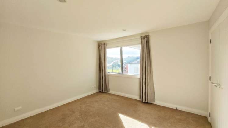 17D Masons Road Oteha_17