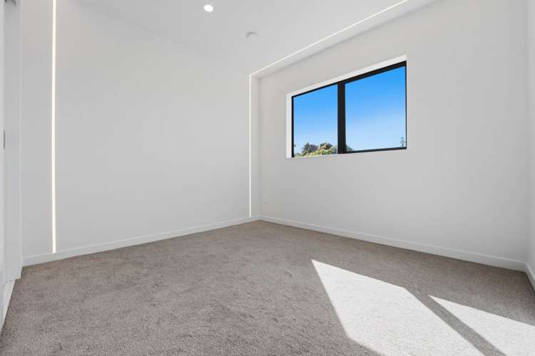 16 Furlough Road Papakura_10