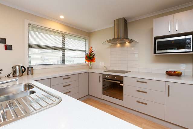 8 Medallion Court Kelvin Grove_3