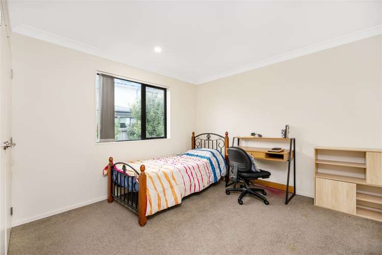 23 Midhurst Avenue Henderson_20