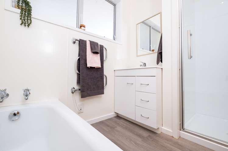 37 James Cook Street Havelock North_13