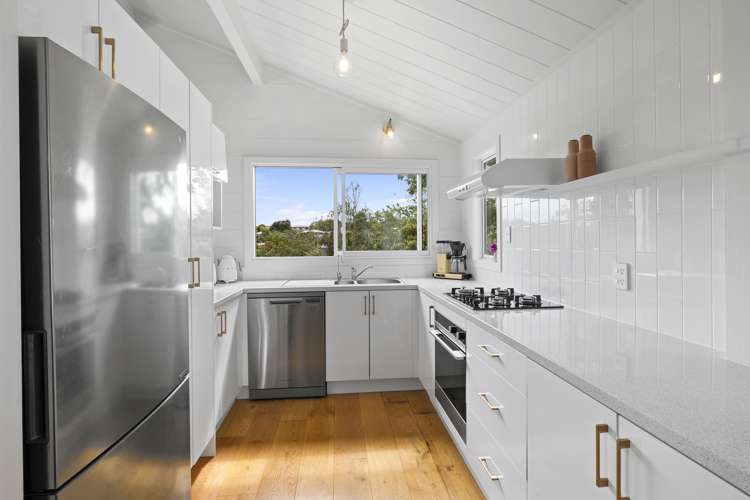 12 Honnor Place Hurdon_11