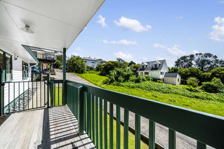 8a Locke Avenue Mount Roskill_17