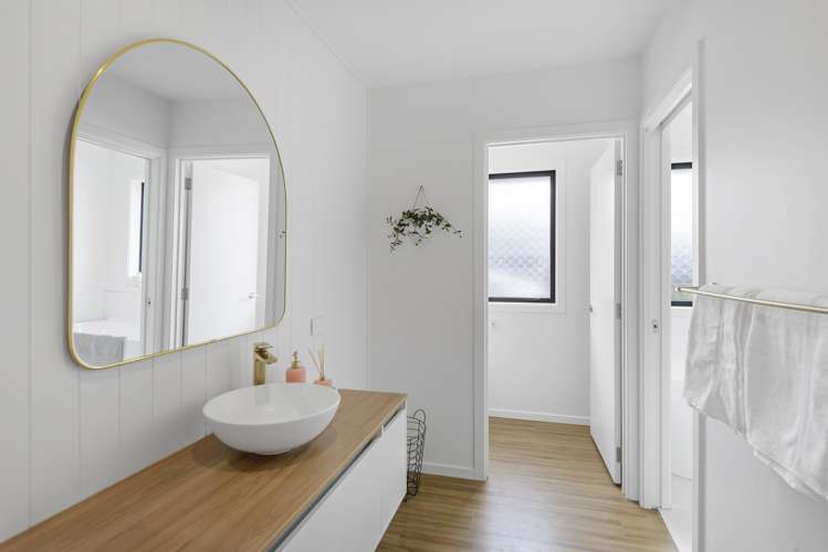 8 Hollard Crescent Lincoln_13