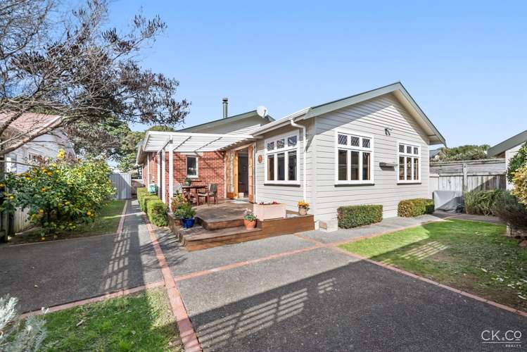 10 Tui Street Alicetown_20