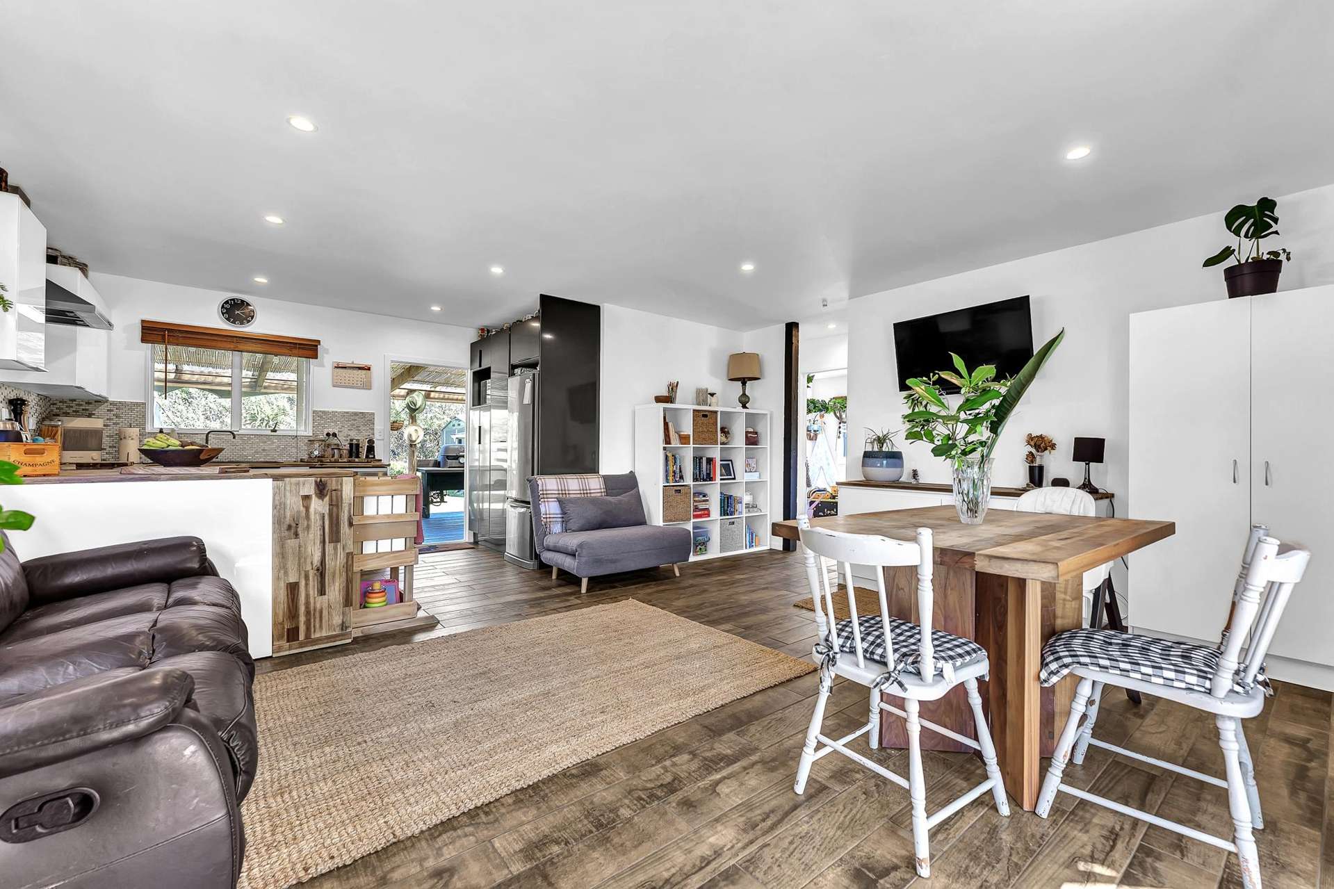 6 Westside Road Port Waikato_0