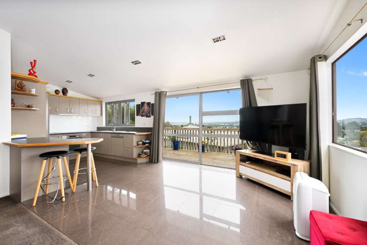 1a Cron Avenue Te Atatu South_21