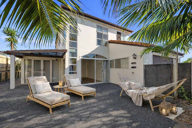 2/13 Stoneleigh Court Sunnynook_1