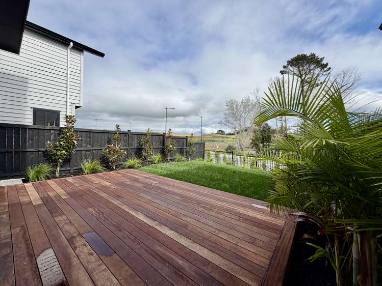 82 Tukutata Crescent Milldale_23