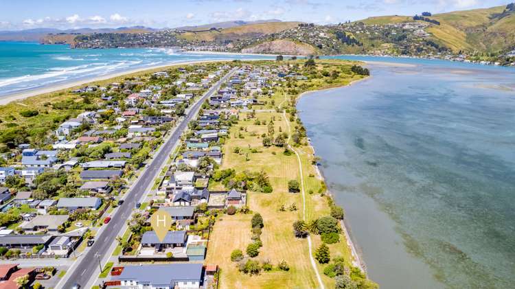 128 Rocking Horse Road Southshore_20