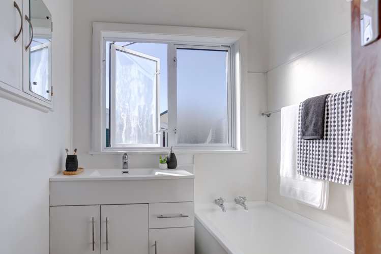 16 Harrison Street Wanganui Central_14