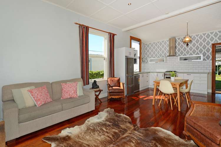 20 Riddlers Crescent Petone_9