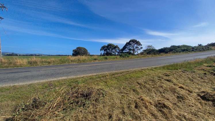 112 Grove Burn Road Tuatapere_10