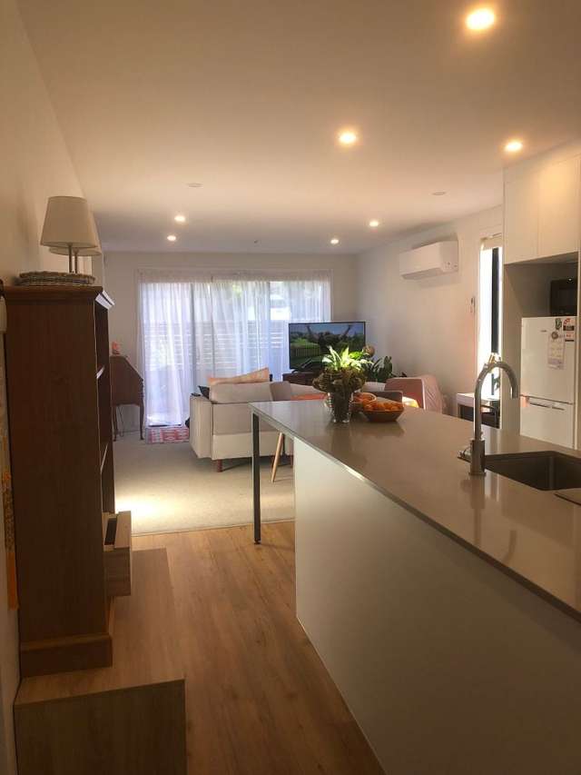 1/27 Main Road Wainuiomata_4