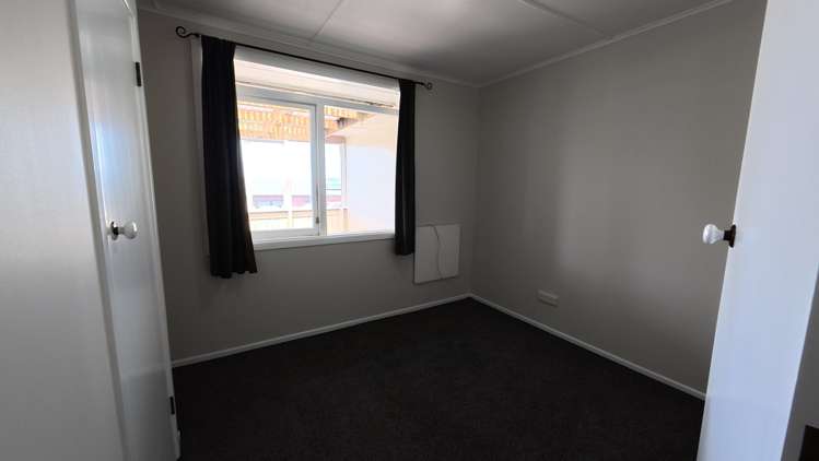 86 Gillies Avenue 11201_14