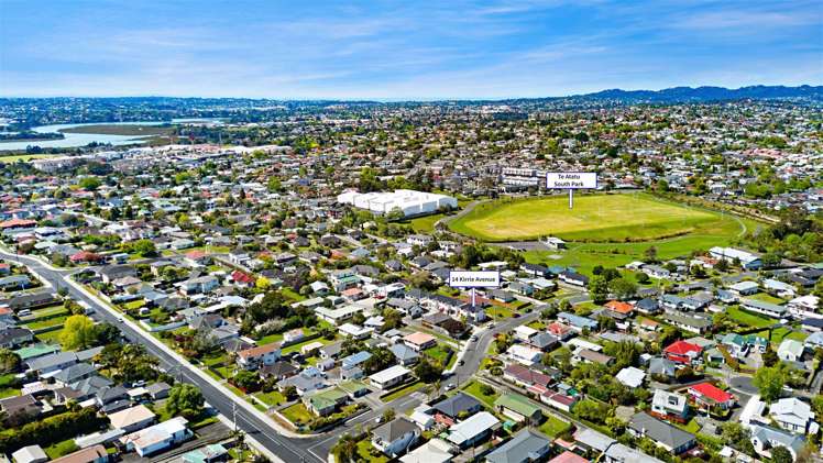 14c Kirrie Avenue Te Atatu South_20