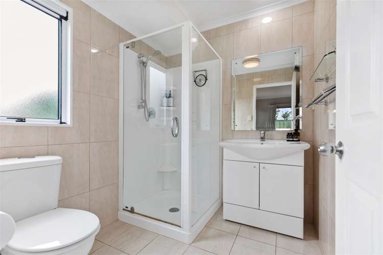 3 Monterey Key Papamoa_16