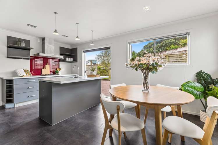 27 Rospeath Crescent Spotswood_8