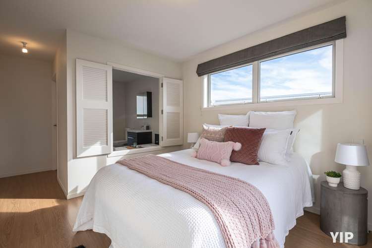 68 Cedarwood Street Woodridge_15